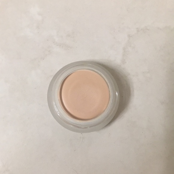 SOLD Hynt beauty Duet Perfecting Concealer - Picture 6 of 8